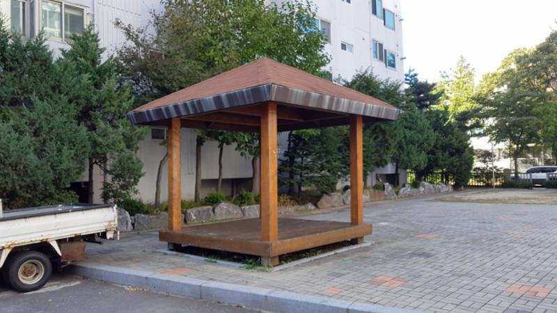 단지 내 쉼터예요