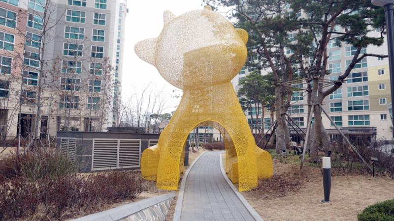 단지 내 조경이에요