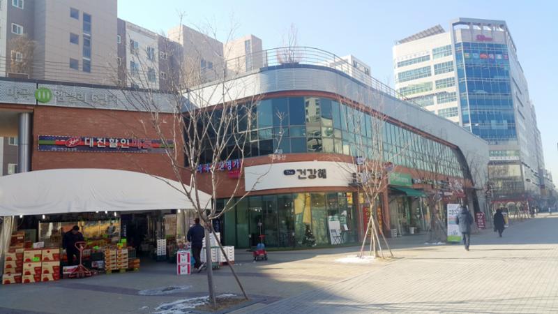 마곡엠밸리6단지 내 상가에요
