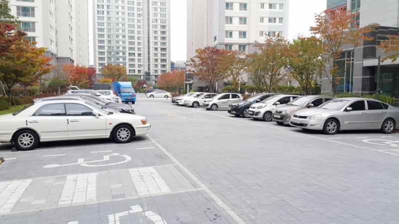 구리갈매 한라비발디 지상주차장이에요