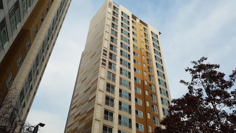북한산푸르지오 단지 전경이에요 총 1,230세대 총22개동 최고20층로 이루어진 단지이에요