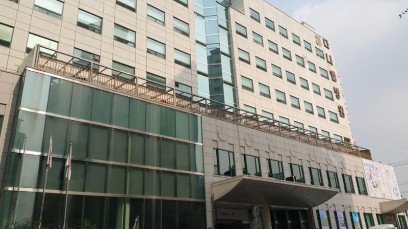 단지 인근의 다니엘병원입니다