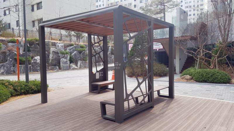 단지 내 쉼터예요