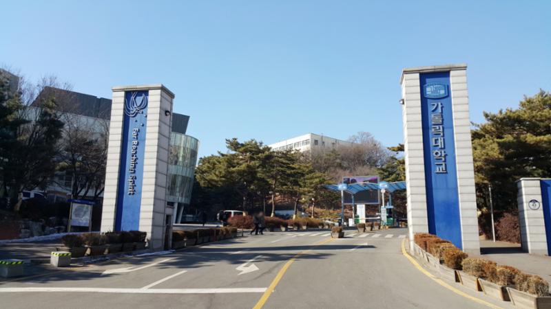단지 인근에 대학교가 위치하고 있어 대학로 주변이 번화가로 잘 조성되고 있습니다