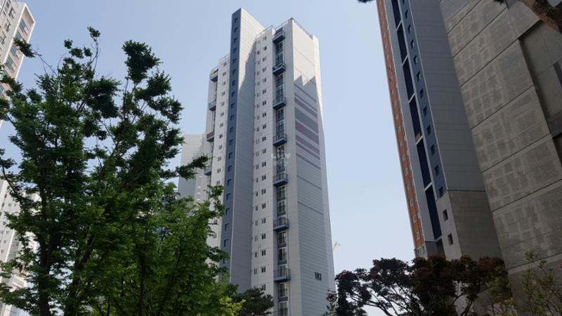 서울역센트럴자이 단지 전경이에요