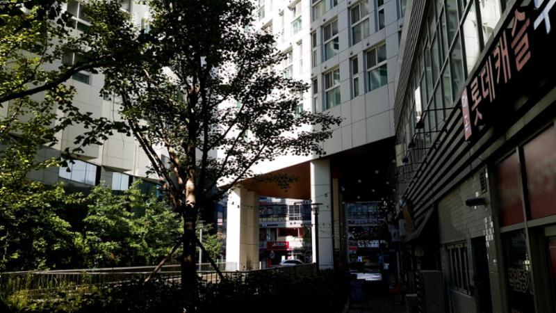 마곡나루역캐슬파크 내 조경시설에요