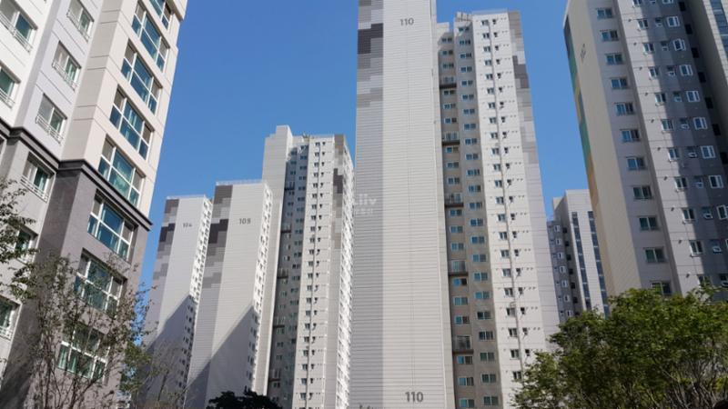 총 11,722세대(임대 189세대), 19개 동으로 구성된 단지에요