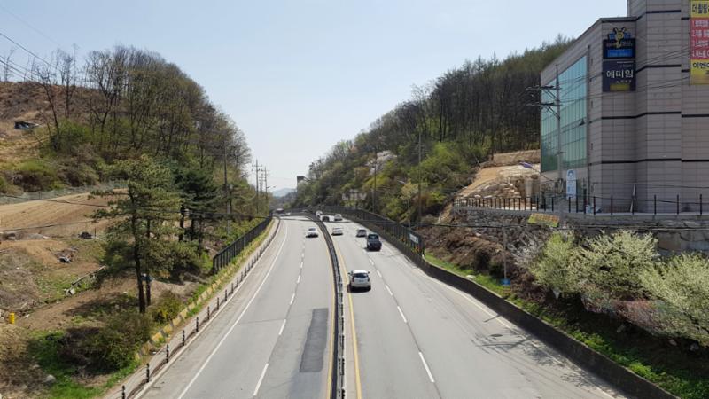 경충대로입니다