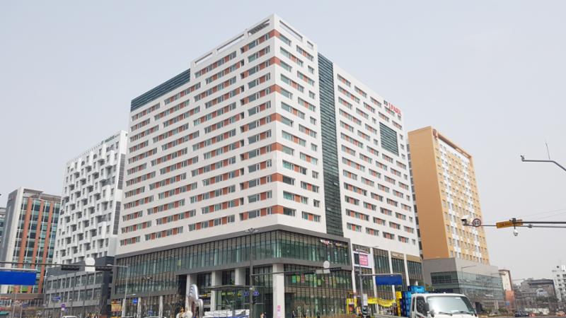 문정아이파크의 깔끔하고 세련된 전경 사진이에요