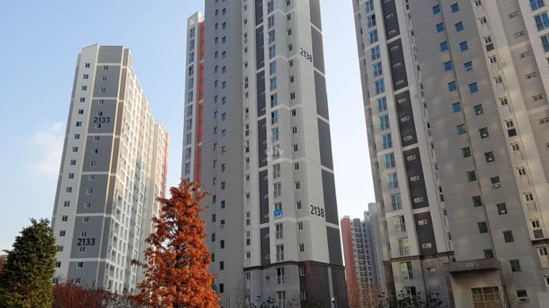 금강펜테리움센트럴파크IV의 깔끔하고 세련된 전경 사진이에요