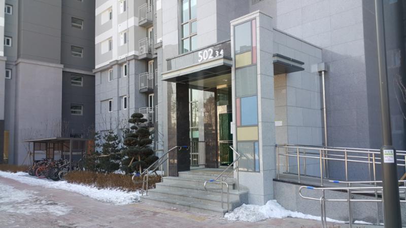 갈매와이시티 공동현관이에요