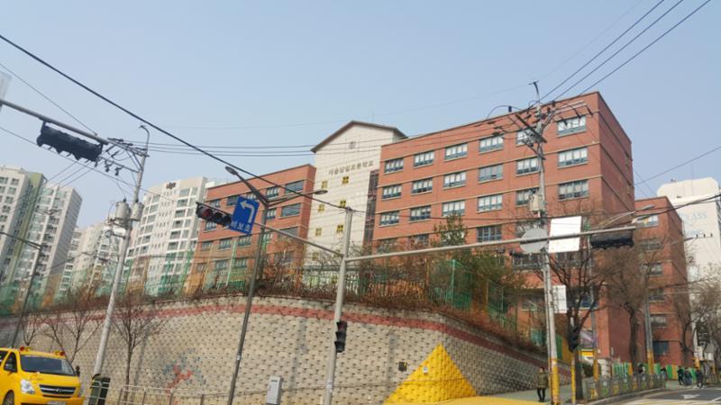 배정 초등학교인 삼일초등학교 입니다