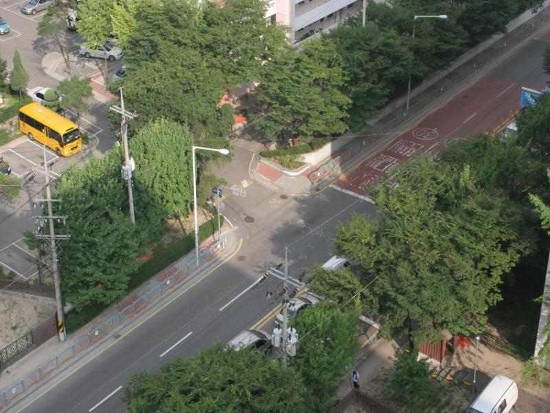 단지앞도로전경
