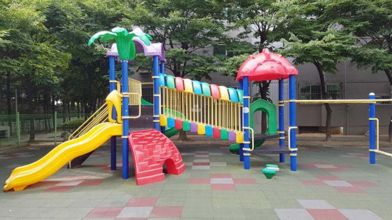 단지 내 놀이터에요