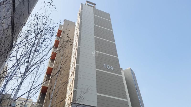 독특하고 개성 있는 마포한강아이파크 외형이에요