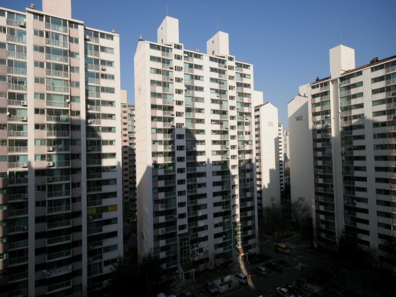 134동