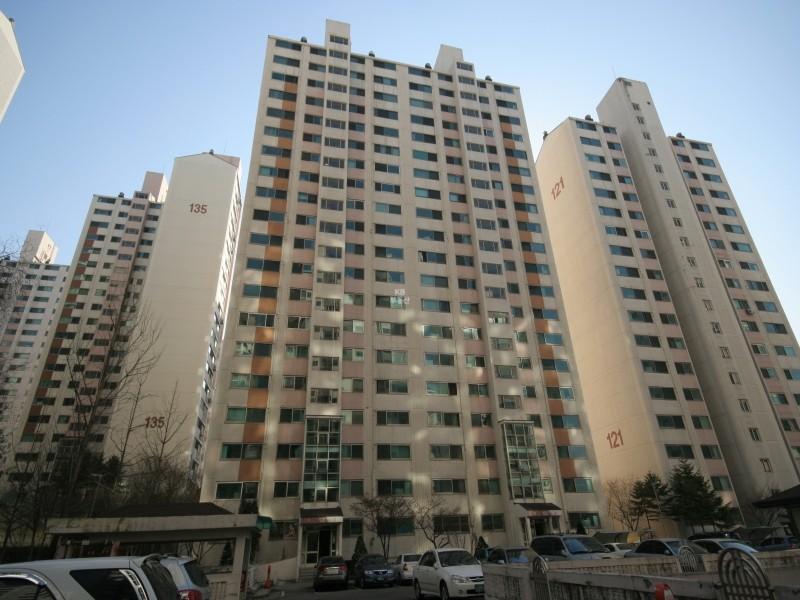 122동