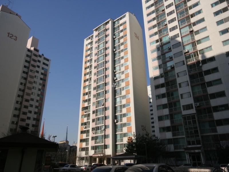 124동