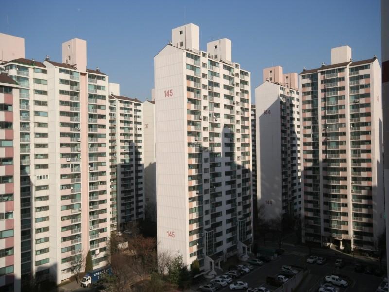 145동