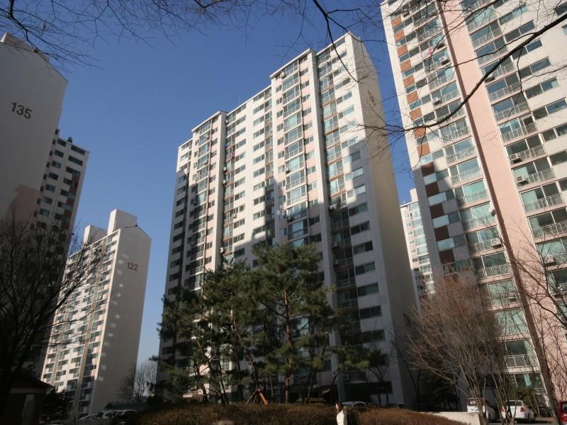 136동