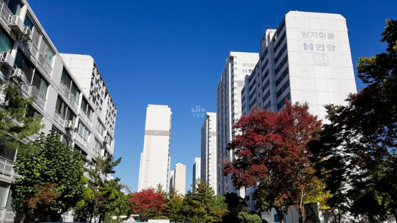 양지5단지한양아파트 전경 모습입니다