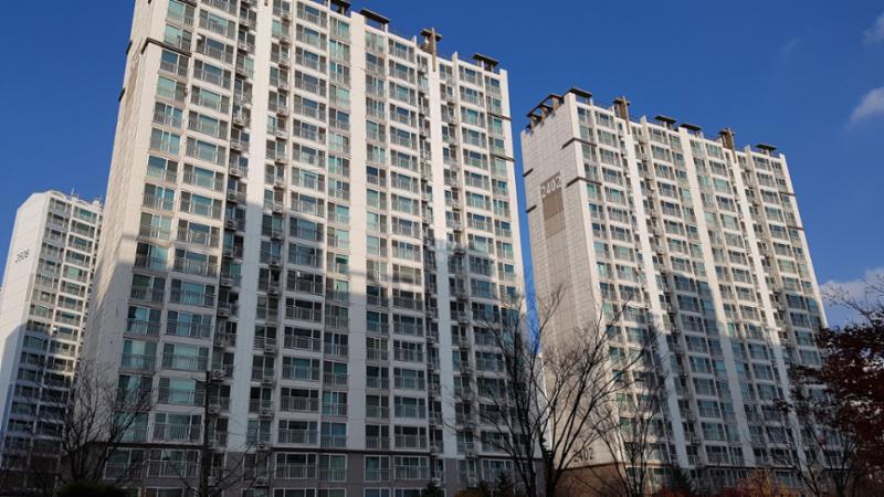 2401, 2402동 모습입니다