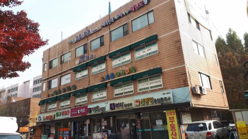 주공8단지 내 상가 모습입니다
