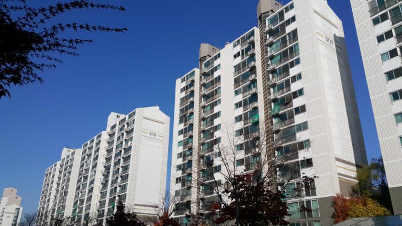 외부에서 바라본 507동, 508동 전경 입니다