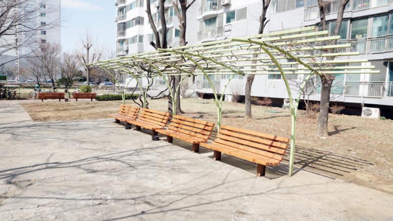 단지 내에서 즐겁고 여유로운 시간을 보낼 수 있는 쉼터 공간이에요