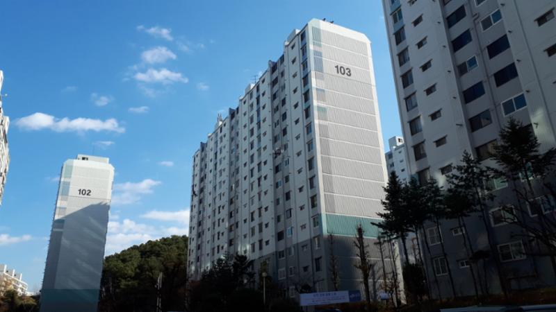 우성아파트 103동,102동 단지전경이에요