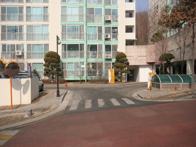 출입구(117동)