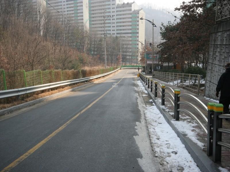 동문앞도로