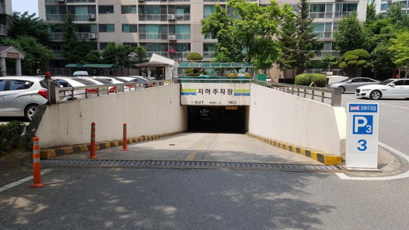 벽산타운아파트 지하주차장이에요