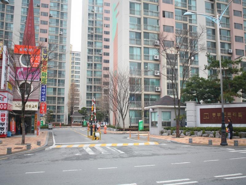 정문