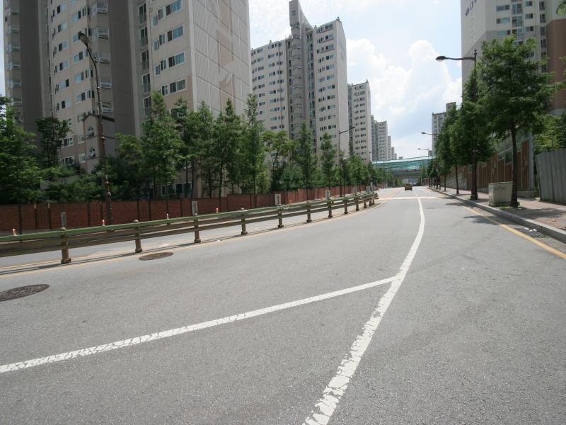 단지옆도로