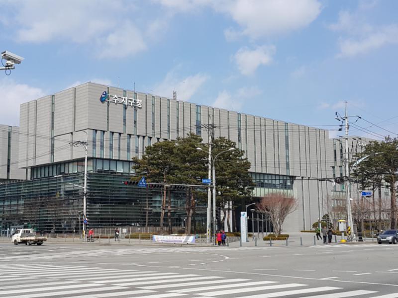 각종 민원업무 해결이 편리한 수지구청입니다