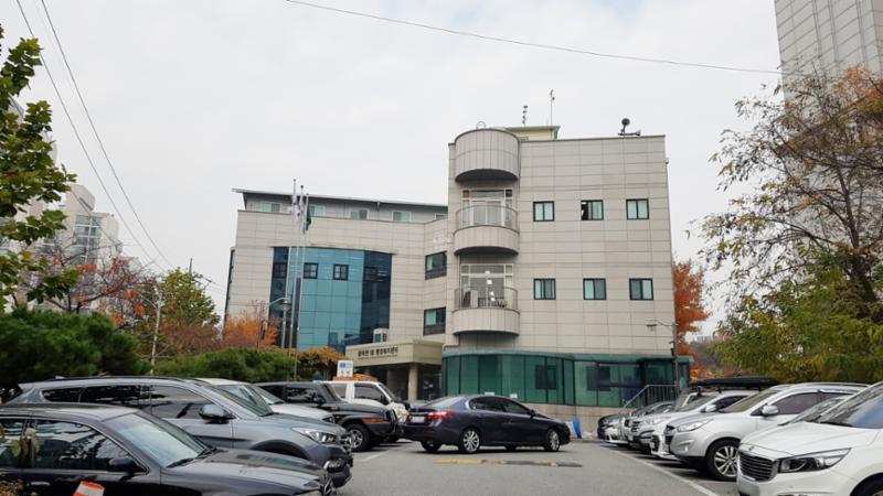 단지 인근에 위치한 풍덕천1동행정복지센터 입니다