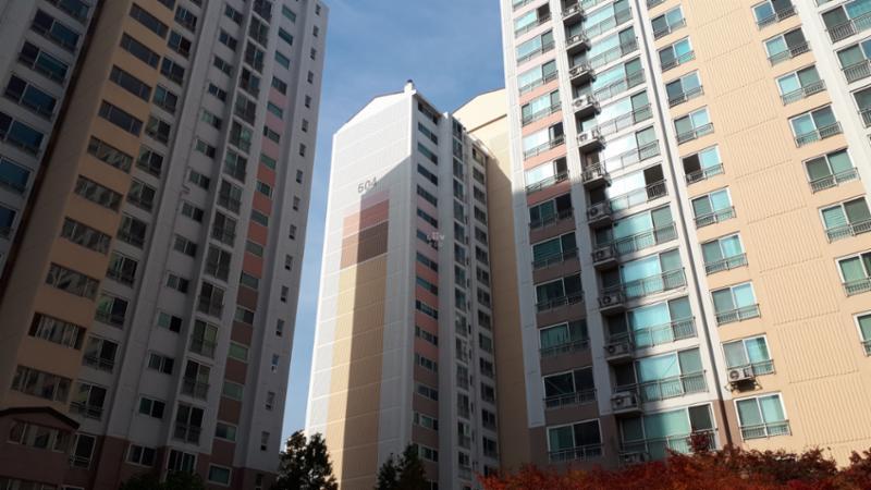 서원마을금호베스트빌5단지 아파트 단지 전경이에요