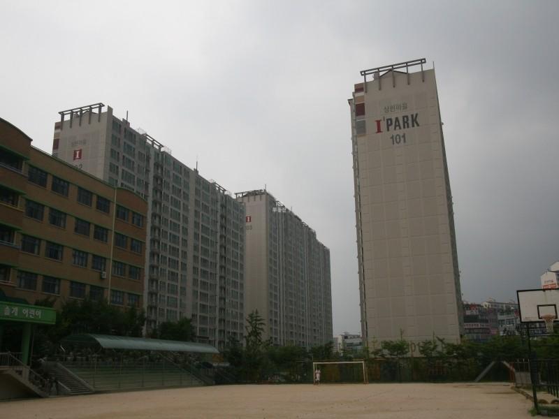 솔개초교와 센트럴아이파크