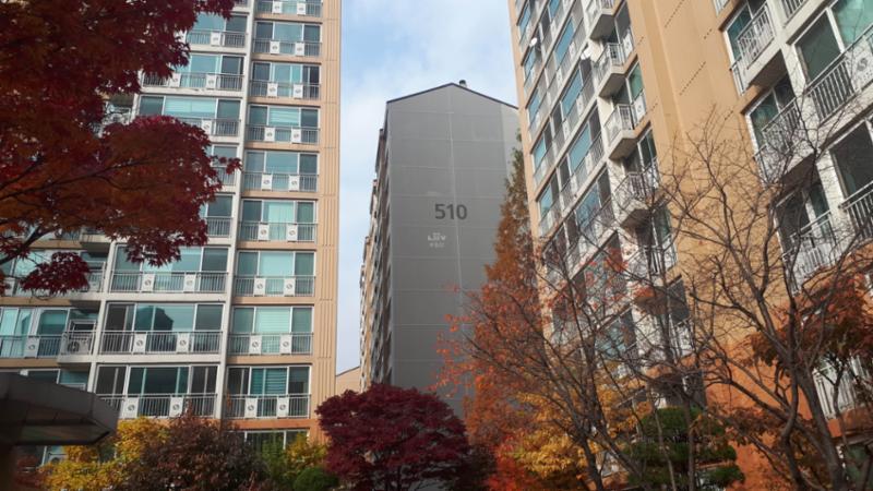 단지 내부뿐만 아니라 주변으로도 편리한 생활 인프라 시설이 인접해 있어 편리한 주거 생활을 누릴 수 있어요