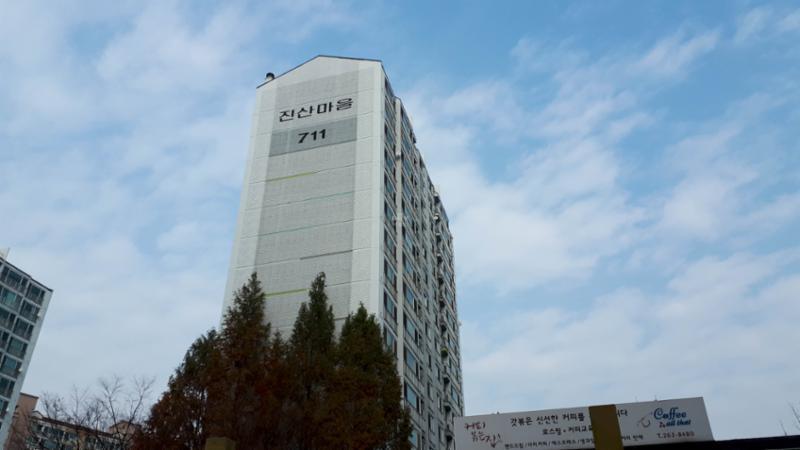 총 501세대, 12개 동으로 구성된 단지에요