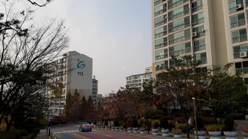 연원마을성원 아파트 단지 전경이에요