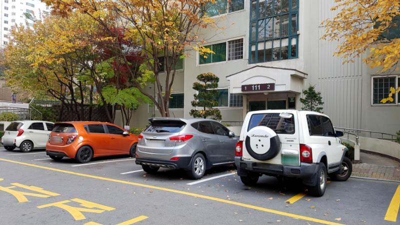 연원마을성원 아파트의 지상 주차장이에요