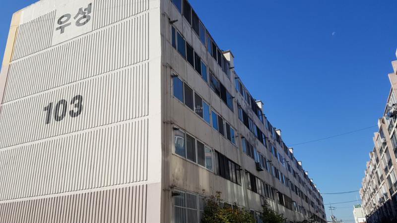 1986년도에 입주를 한 단지이지만 비교적 깔끔하게 관리된 단지에요