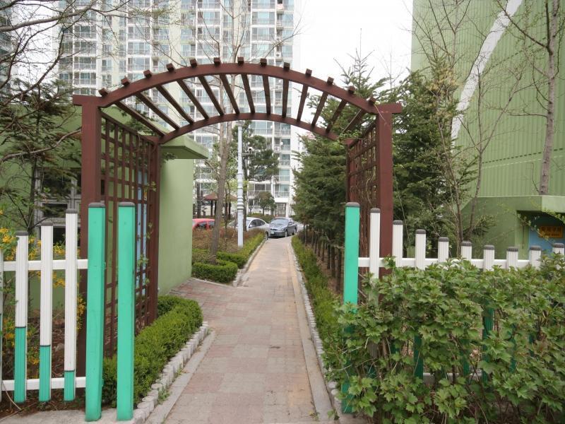 부출입구