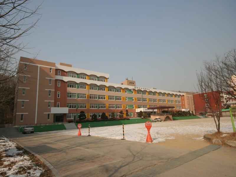 대안여중교