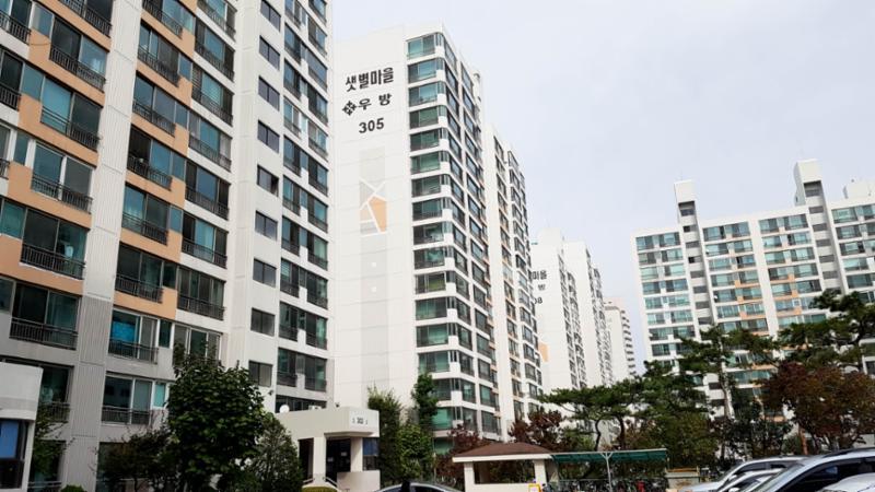단지 주변으로 당골공원, 분당중앙공원이 인접해 있어 산책 및 휴식을 취하기 좋아요