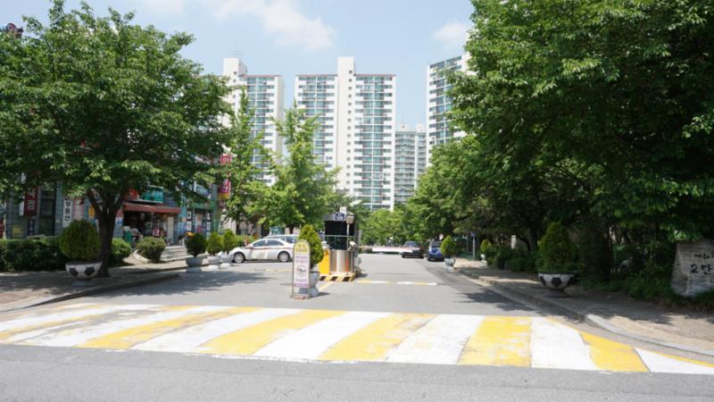정문 이에요