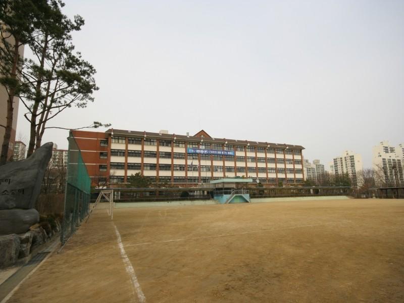 매송초교