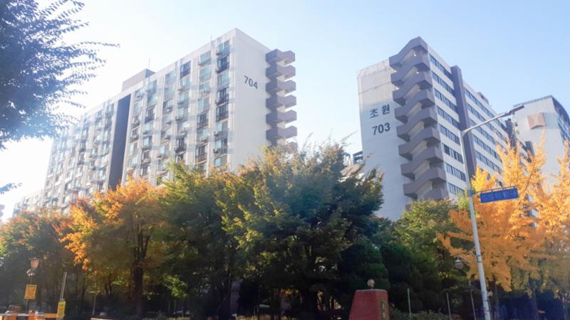 초원7단지부영아파트 전경이에요